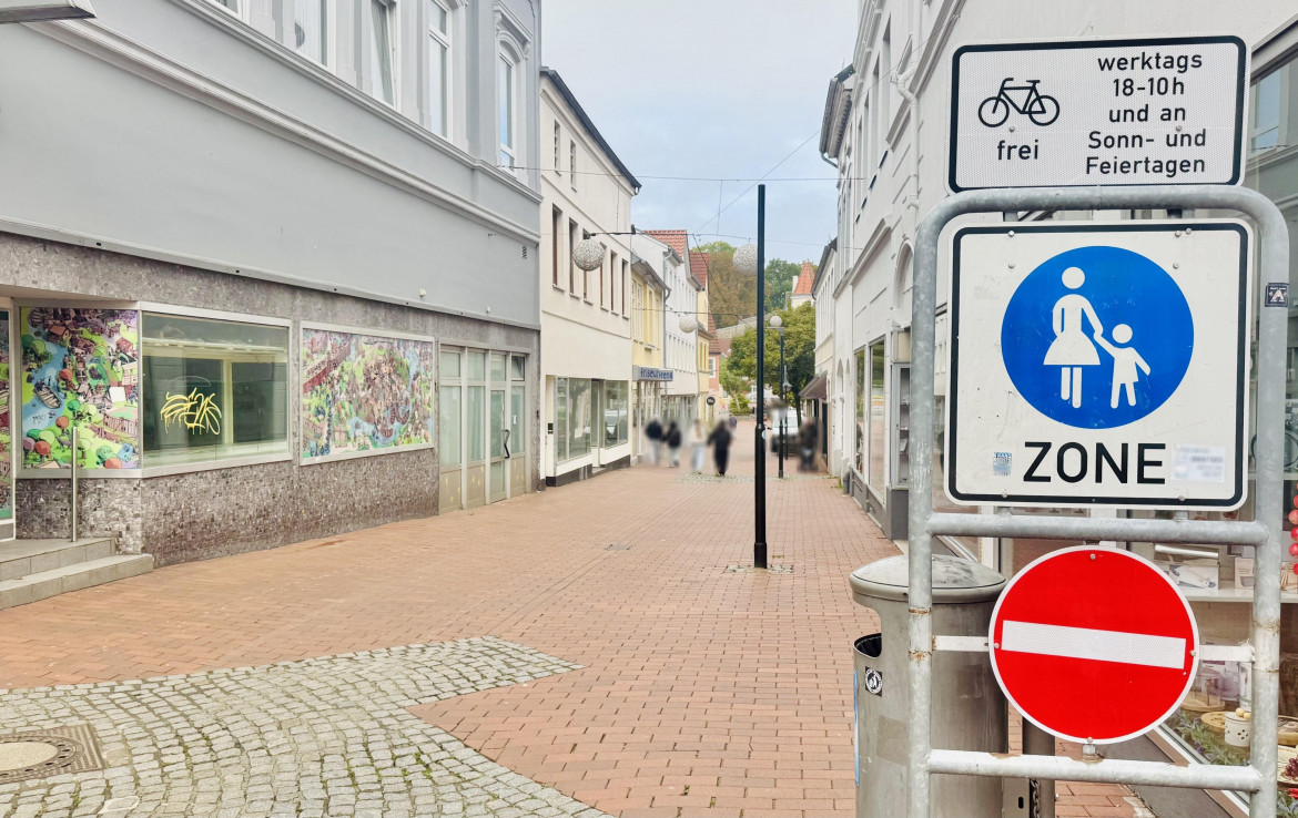 Ladenstraße