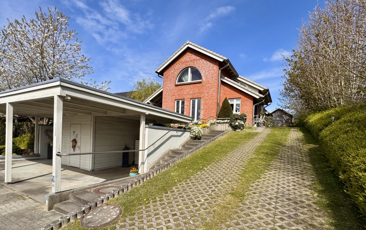 Auffahrt / Hauszugang
