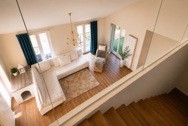 Blick in das Wohnzimmer