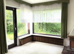 Wohnbereich mit Zugang zur Terrasse