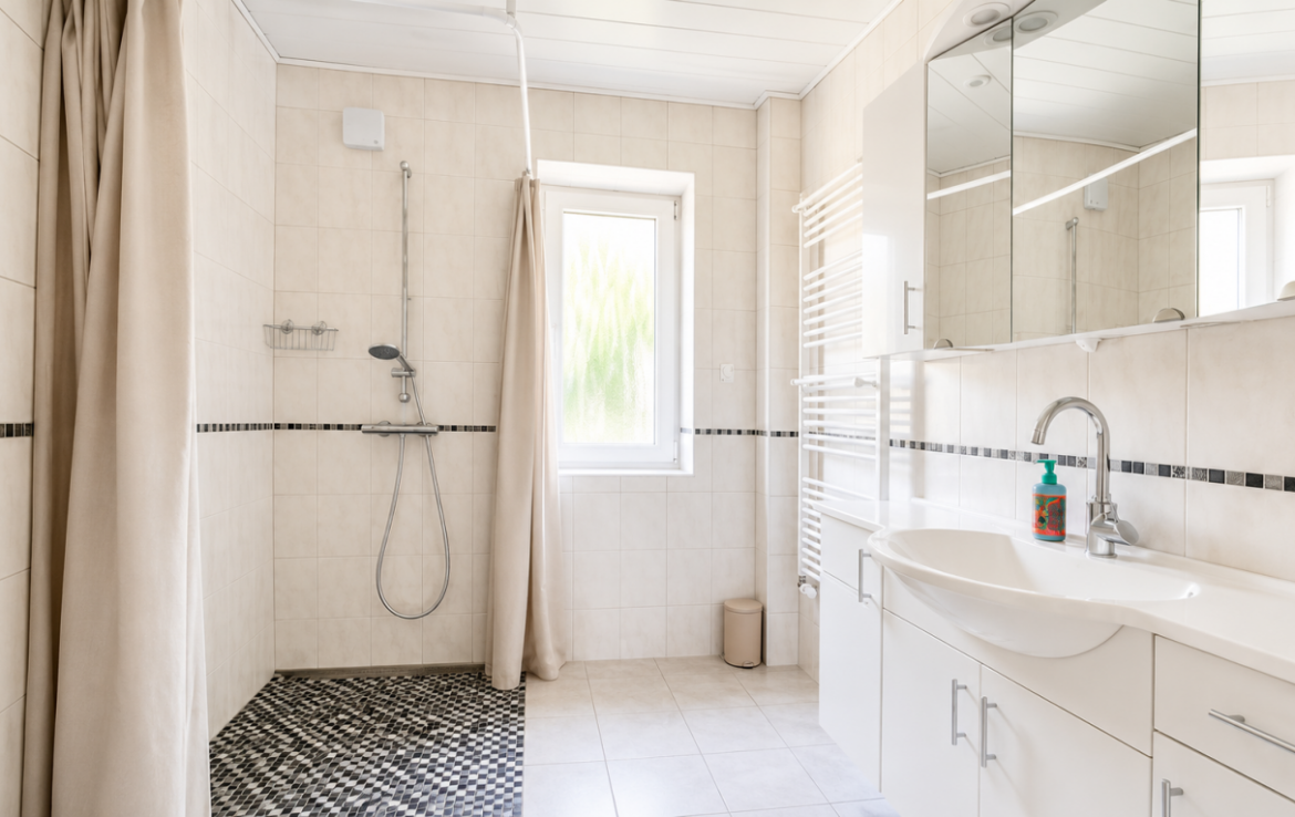 EG Badezimmer 1