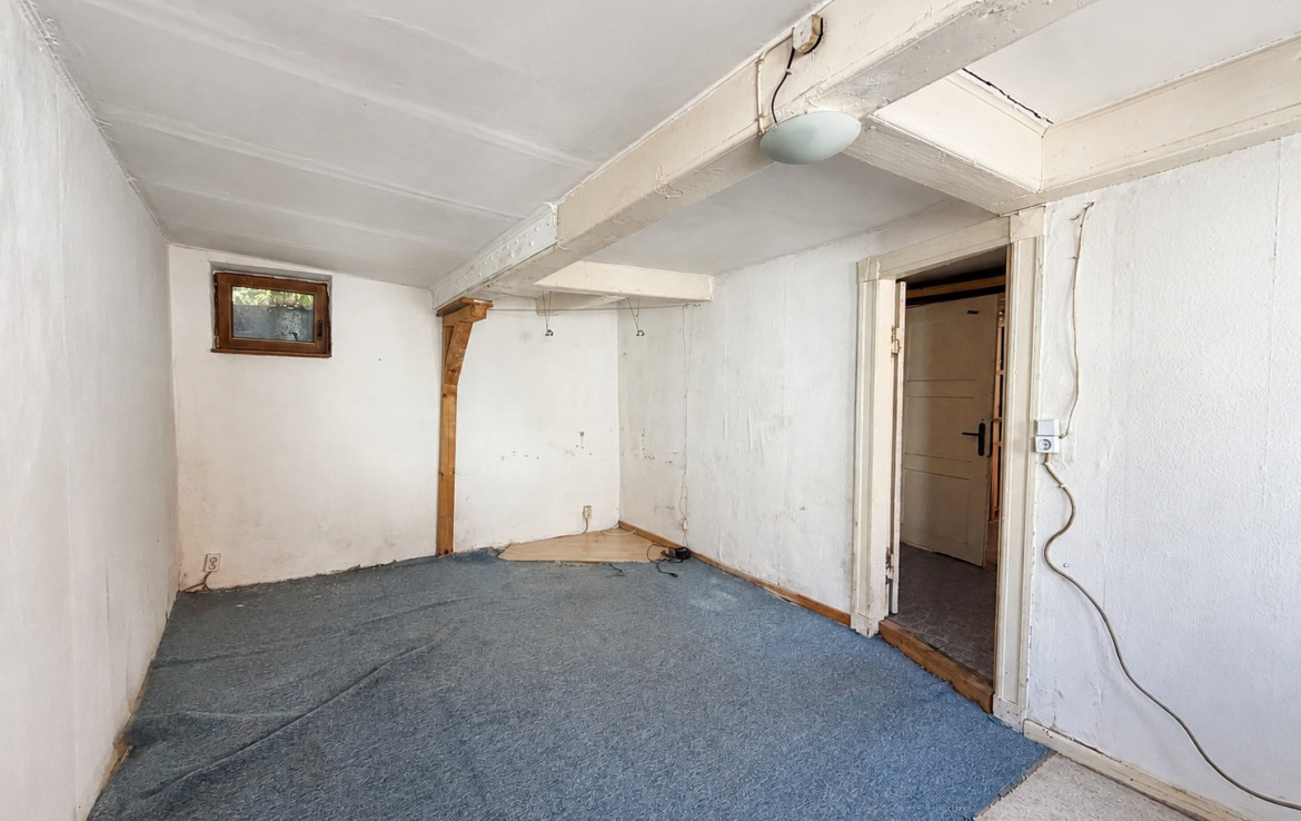 Zimmer Erdgeschoss Bild II