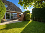 Asmussen Immobilien Aufmacherbild DHH Weding
