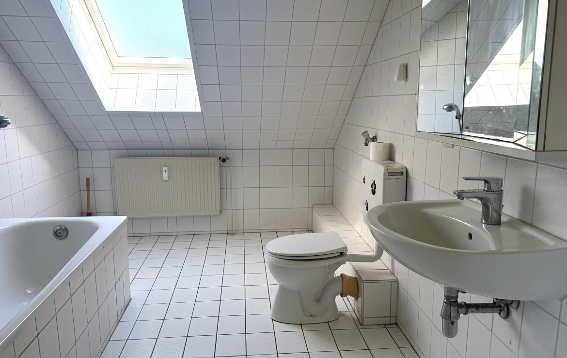 großzügiges Badezimmer