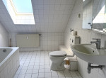 großzügiges Badezimmer