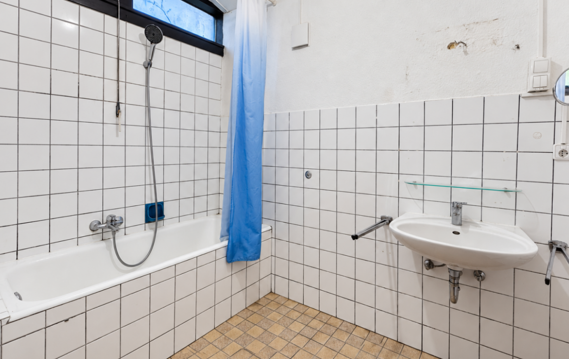 Badezimmer EG