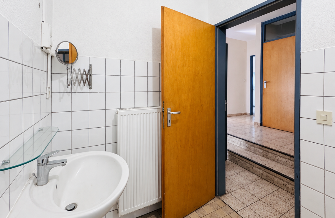 Badezimmer EG